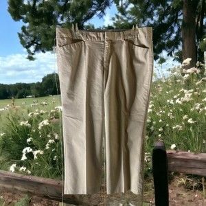 Dockers Women’s Chinos/Capris US12/MX14 Beige EUC